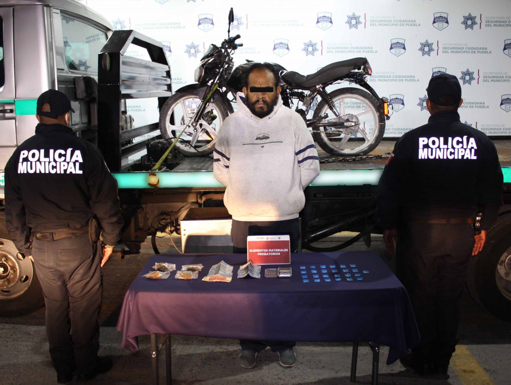 Nuevamente, detuvo Policía Municipal de Puebla a probable nacomenudista identificado como “el oso”