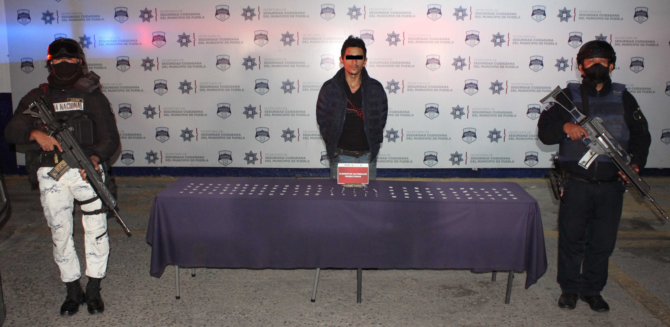Detuvieron Guardia Nacional y SSC de Puebla al “Pillo”, probable narcomenudista con operaciones en el mercado Unión