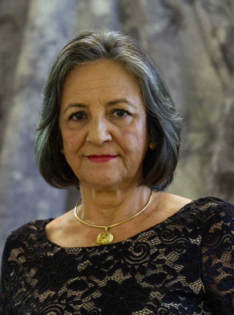 Maestros: seductores profesionales de la razón