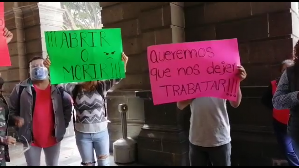 Se manifiestan locatarios del Centro Histórico