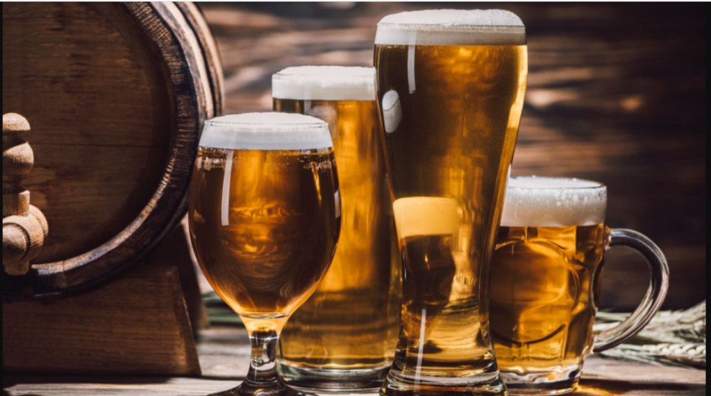 Por cada peso producido de bebidas alcohólicas 65 centavos corresponden a la producción de cerveza