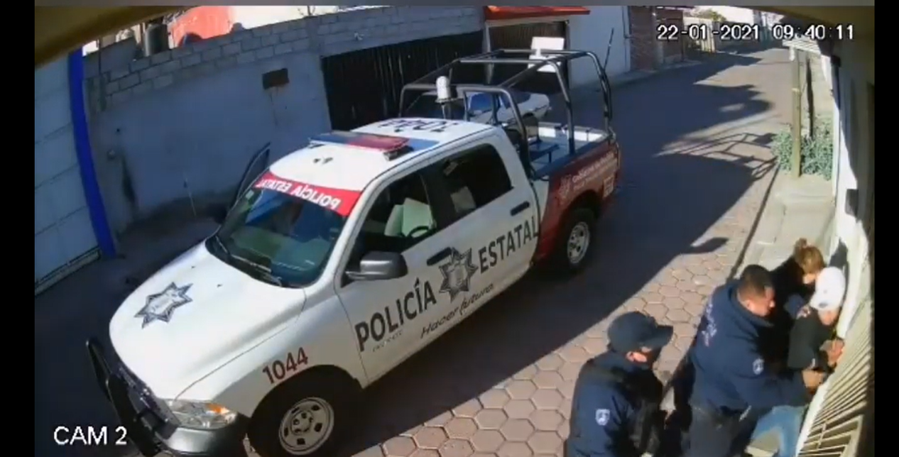 Video desde Puebla: Captan abuso de autoridad de policías estatales en Casa Blanca