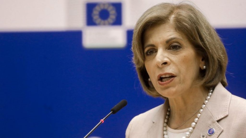 COVID-19: la Comisión ayuda a los servicios de transfusión sanguínea a aumentar la extracción de plasma de convaleciente de COVID-19