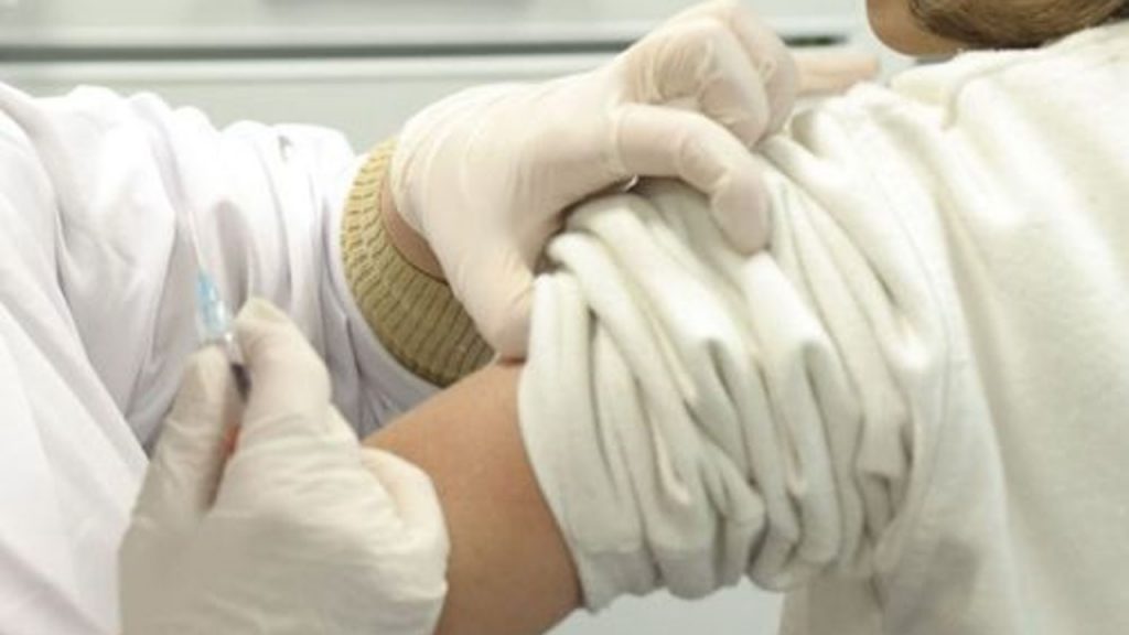 Coronavirus: la Comisión concluye conversaciones exploratorias con Valneva para garantizar una posible nueva vacuna