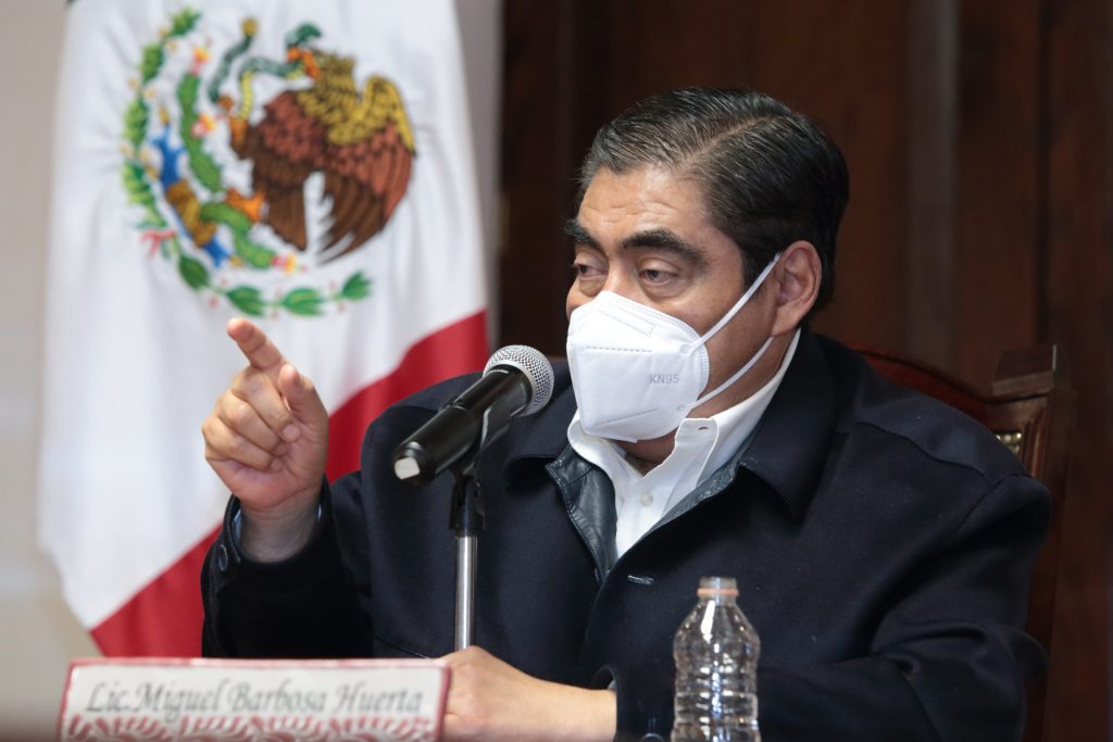 Exhorta Miguel Barbosa Huerta a servidores públicos a no desviar programas con fines electorales.