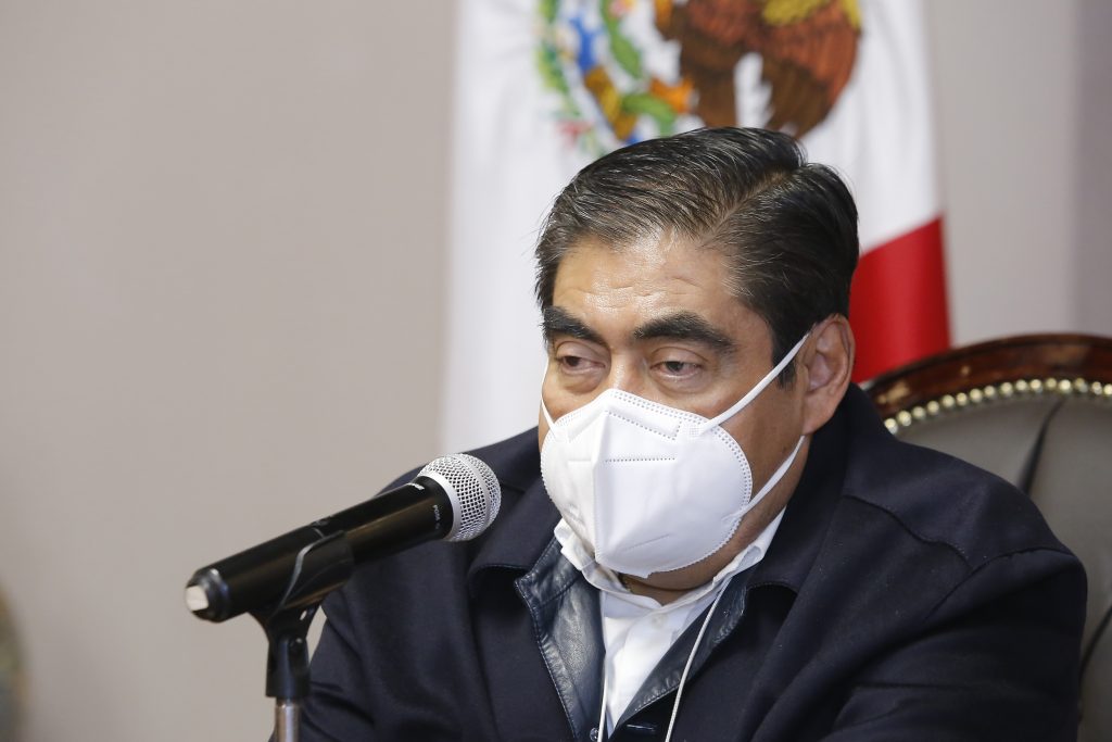 Pide Barbosa Huerta aceptar las restricciones sanitarias establecidas por pandemia.