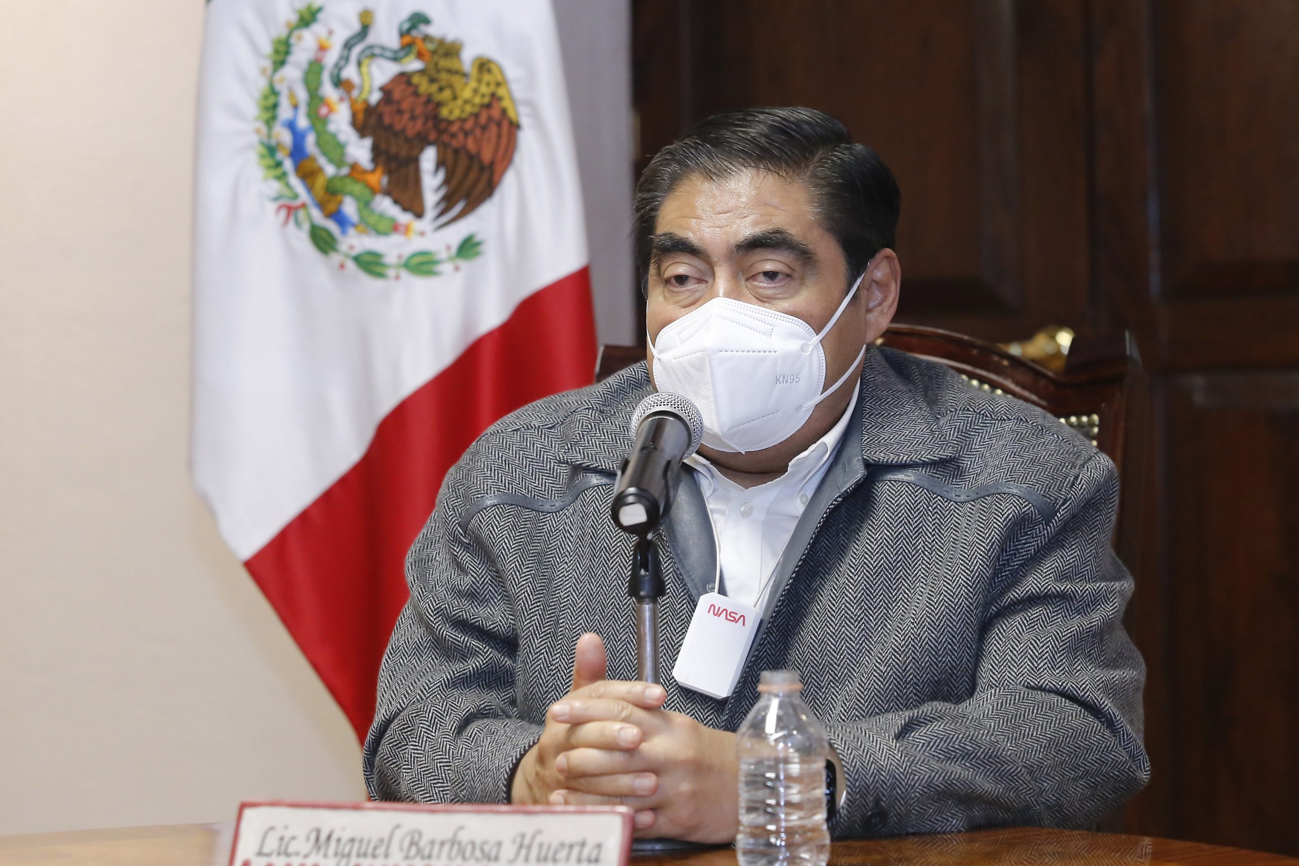 De manera absoluta el gobierno de Puebla respalda el plan nacional de vacunación de AMLO: Miguel Barbosa