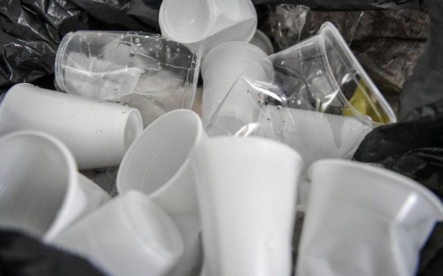 Comienza la prohibición de ventas de plásticos desechables de un solo uso en CdMx