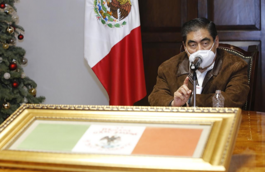 Rebrote de contagios covid-19 en Puebla, por festejos de Navidad y Año Nuevo: Barbosa