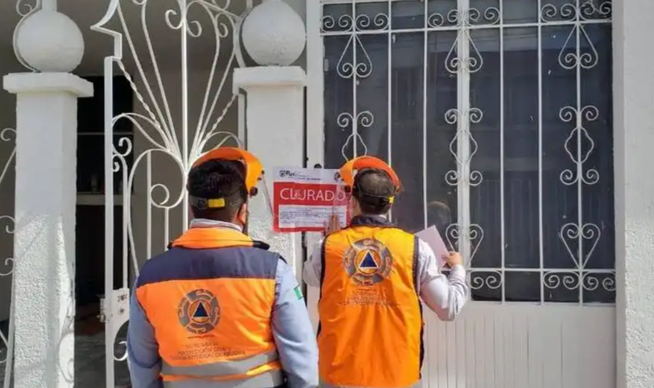 Video desde Puebla: Detecta Protección Civil 3 inspectores falsos, admitió Gustavo Ariza