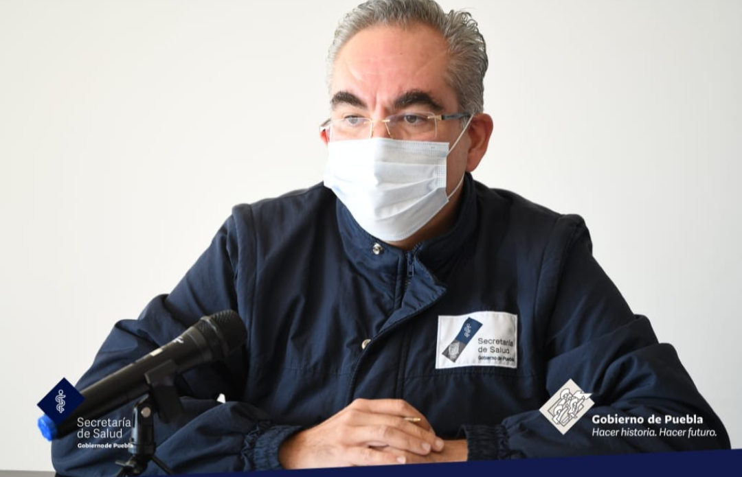 Video desde Puebla: En solo 24 horas fallecieron en Puebla 33 personas más por coronavirus, precisó Martínez García