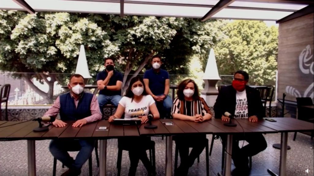 Liza Aceves, René Sánchez y Leobardo Rodríguez renuncian al ayuntamiento para sumarse a la campaña de Claudia Rivera