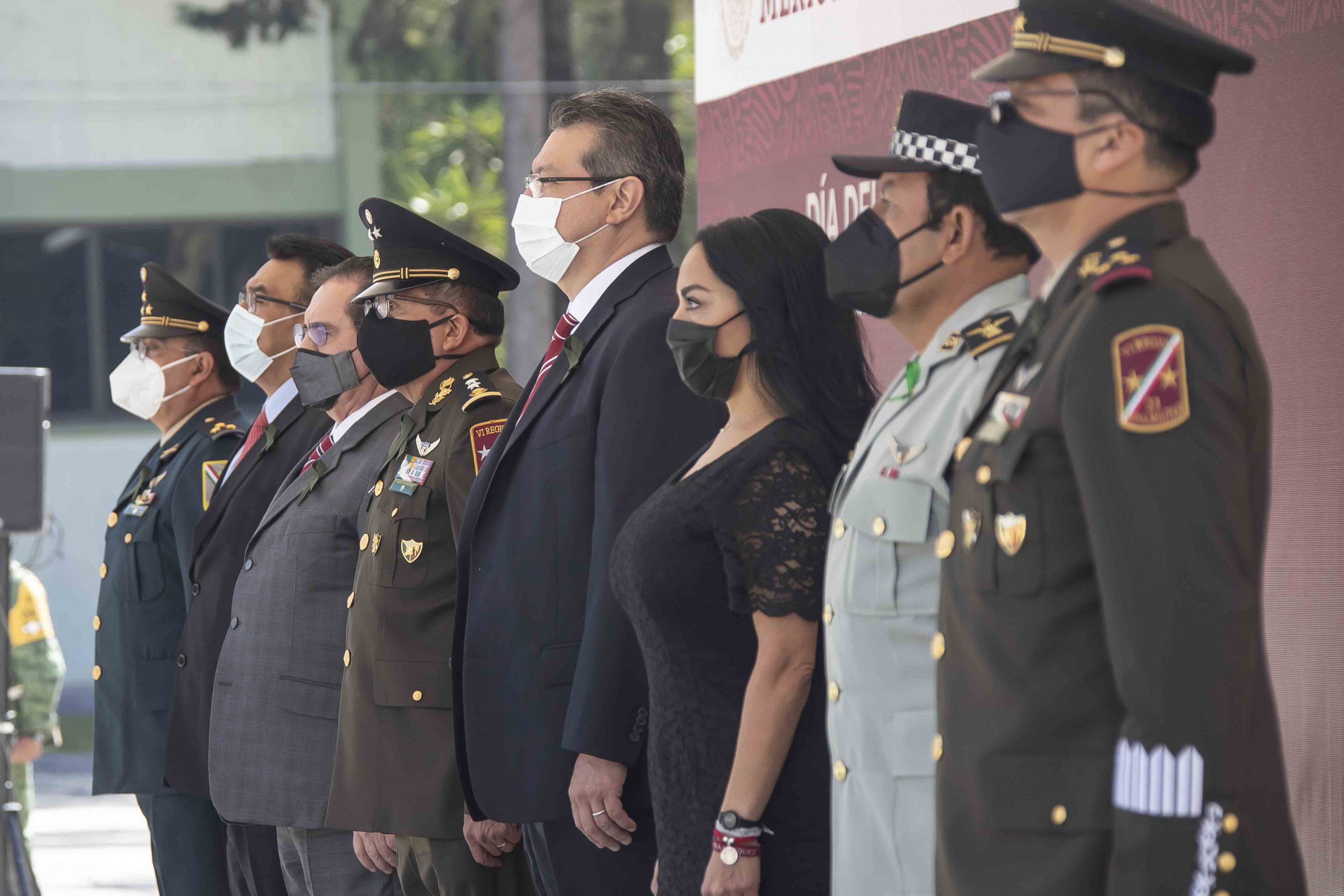 Desde Tlaxcala: Marco Mena encabeza conmemoración del CVIII aniversario del ejército mexicano.