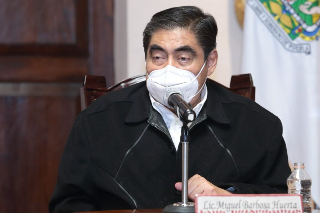 Necesario recuperar la función profesional del notariado, reiteró Miguel Barbosa