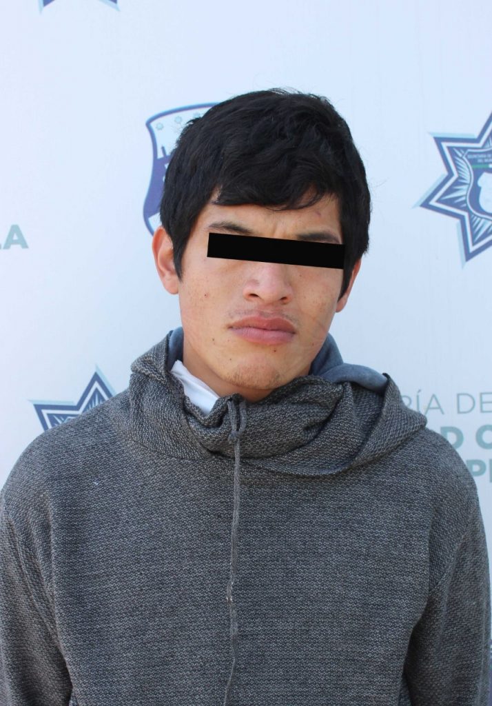 Atrapan a pareja de narcomenudistas, incluida una menor de edad, en la colonia San José Los Pinos