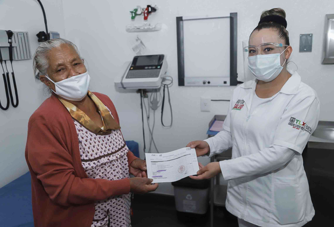 “Ruta por tu Salud” brinda atención médica especializada a familias de San Juan Huactzinco