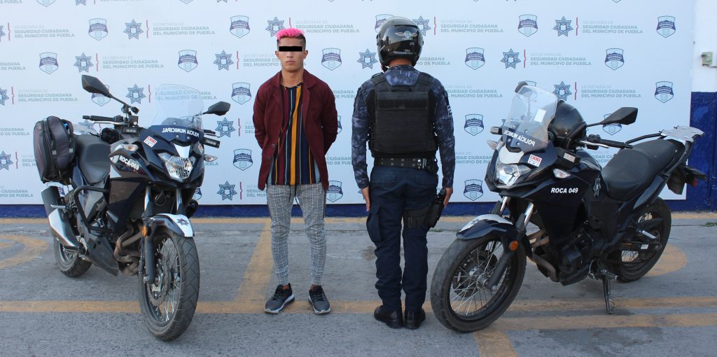 Detuvo Policía Municipal de Puebla a hombre presuntamente dedicado al robo mediante el uso de Facebook.