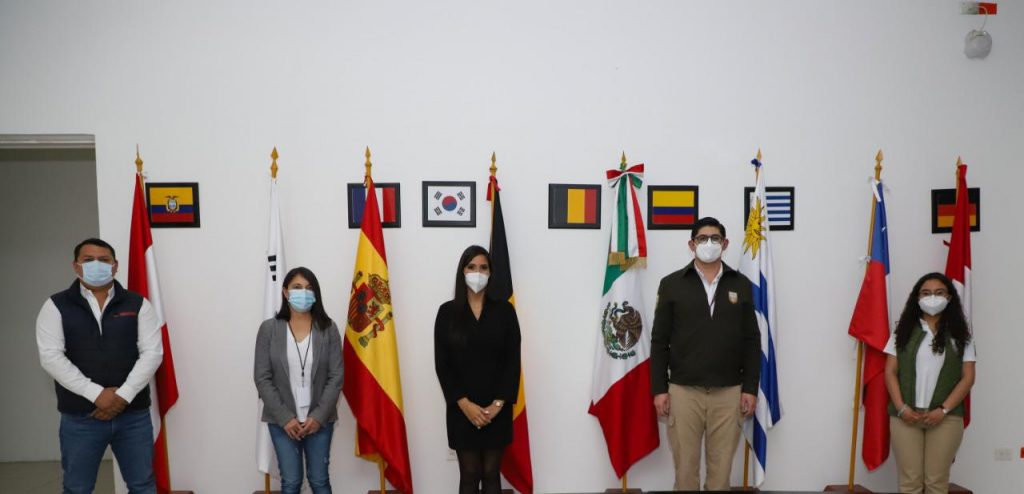 Pactan SEDIF e INM agilizar procesos de niñas y niños migrantes