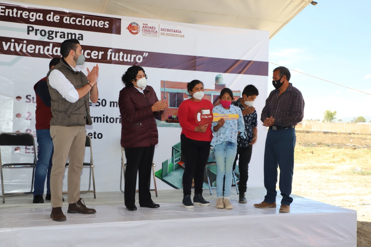 Karina Pérez Popoca encabeza las acciones del programa “Hacer vivienda, hacer futuro”