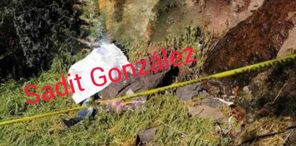 Tiran cadáver en barranca de Santa Rita Tlahuapan