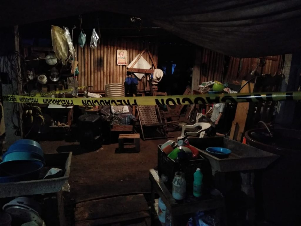 Agobiada por diferentes problemas, mujer supuestamente decide terminar con su vida