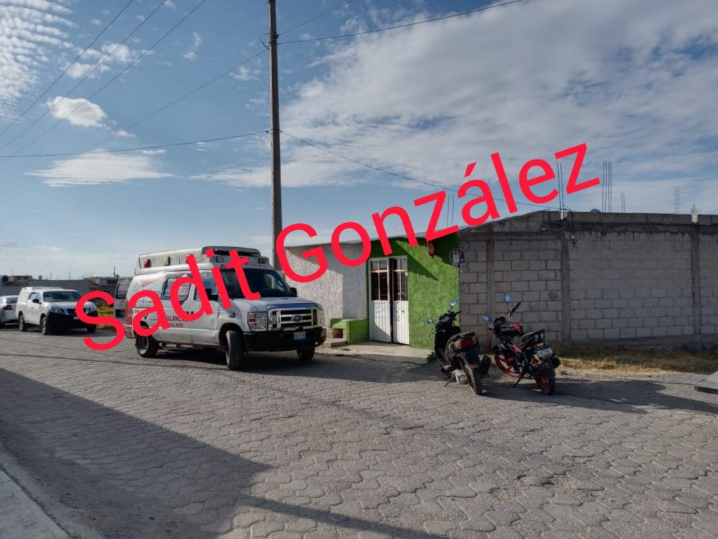 Sale por la puerta falsa quitándose la vida dentro de su domicilio en Amozoc