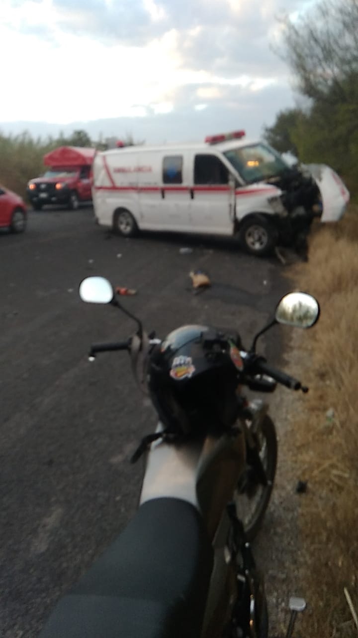 Ambulancia arrolla y mata a motociclista en Altepexi