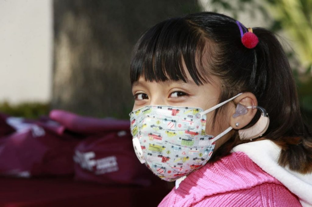 Ayuntamiento de Puebla mejora calidad de vida de más de 200 personas con aparatos auditivos