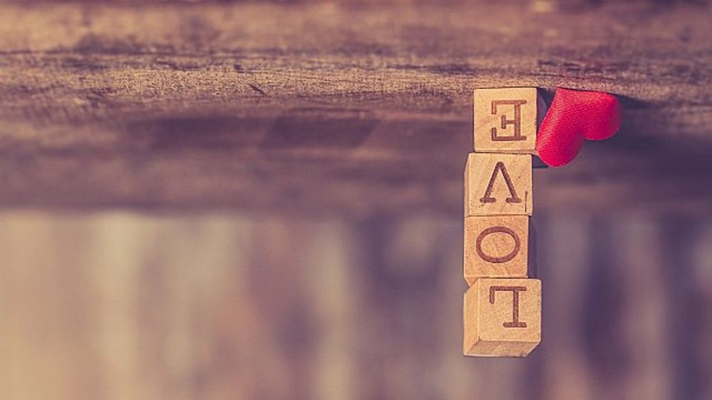 Las metáforas clave de las canciones de amor más populares hablan de cercanía y posesión del otro