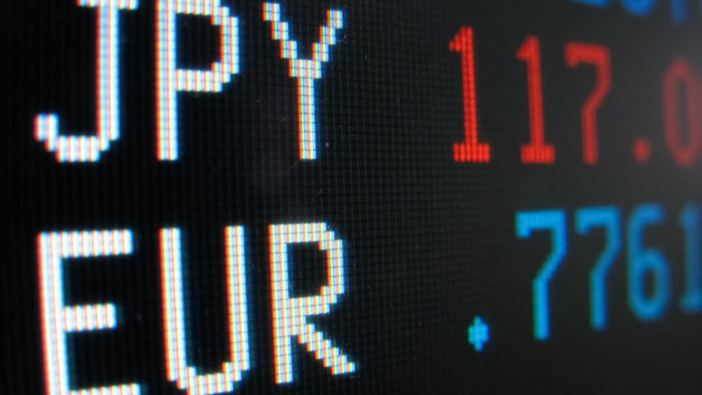 Sorprende alza de 5.3% en ventas minoristas de EU en enero