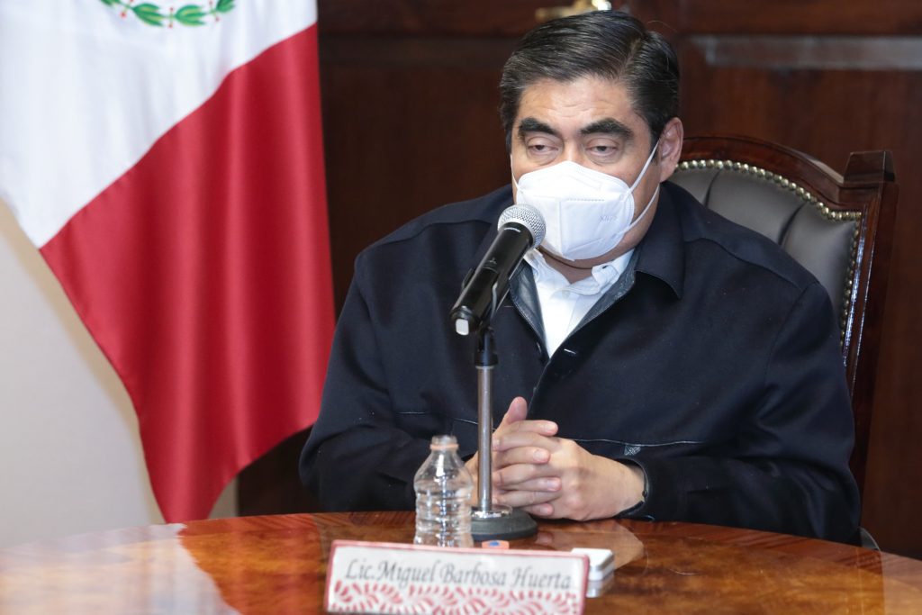 Pone Puebla a disposición de la federación su sistema de salud para instalar centros de vacunación.