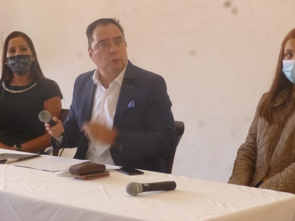 Eduardo Rivera Santamaría anuncia su interés por ser candidato a la presidencia municipal de Puebla