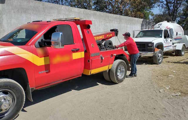 Aseguraron Guardia Nacional y SSC de Puebla dos vehículos presuntamente utilizados para el robo de hidrocarburo