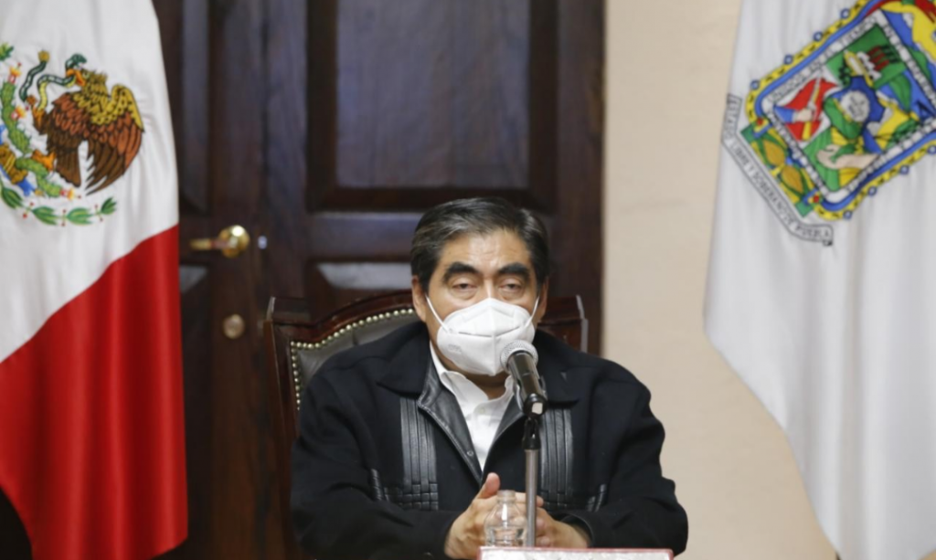 Video desde Puebla: Gobernador Barbosa criticó la decisión del TEPJF de mantener en sus cargos a quienes busquen reelegirse