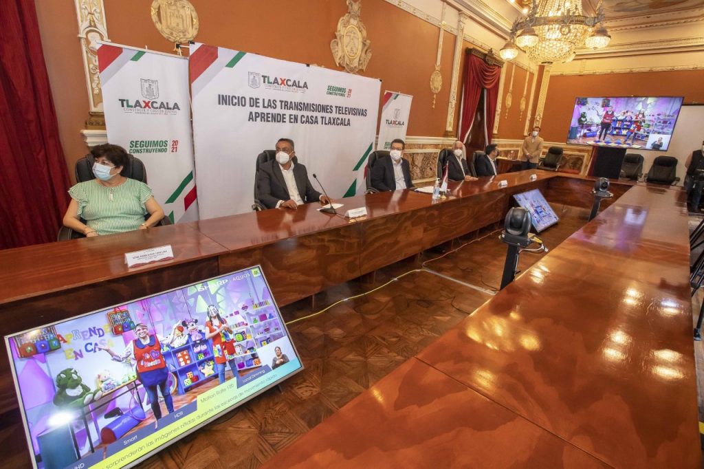 Desde Tlaxcala: Marco Mena encabeza inicio de transmisiones del programa “Aprende en Casa”