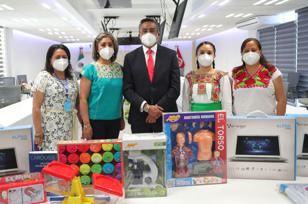 SEPE equipa 122 escuelas con materiales lúdicos.