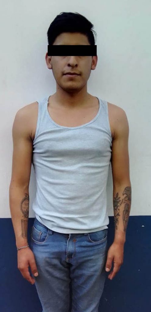 La SSC detiene en Zacatelco a cinco personas y asegura dos armas de fuego