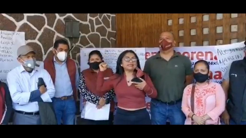 Toman de forma simbólica la sede de Morena por desacuerdo en la selección de candidatos a diputados federales