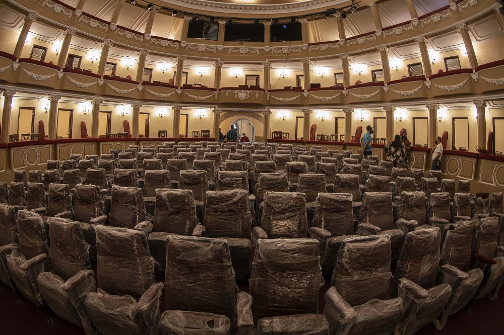 Entregan ITC y Secoduvi restauración del teatro Xicoténcatl.