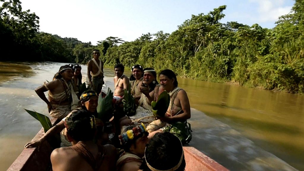 Los pueblos indígenas latinoamericanos sufren cada vez más presiones pese a su papel crucial contra el cambio climático