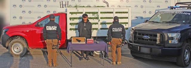 Detuvo unidad canina de la SSC de Puebla a hombre presuntamente dedicado al robo de vehículo con violencia