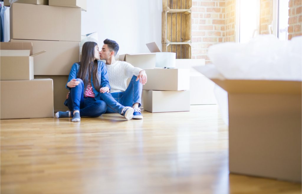 Elementos que debes tomar en cuenta antes de mudarte con tu pareja