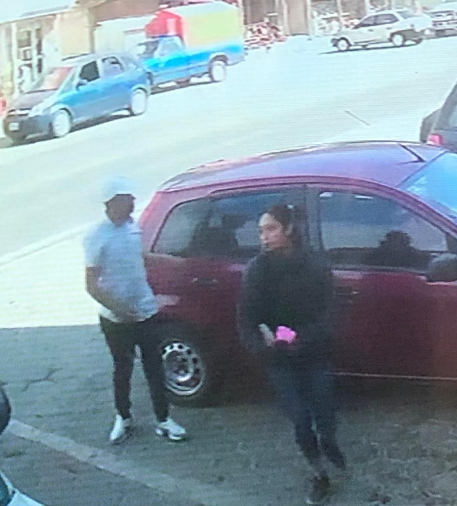 A mano armada asaltan Ciber en Zautla