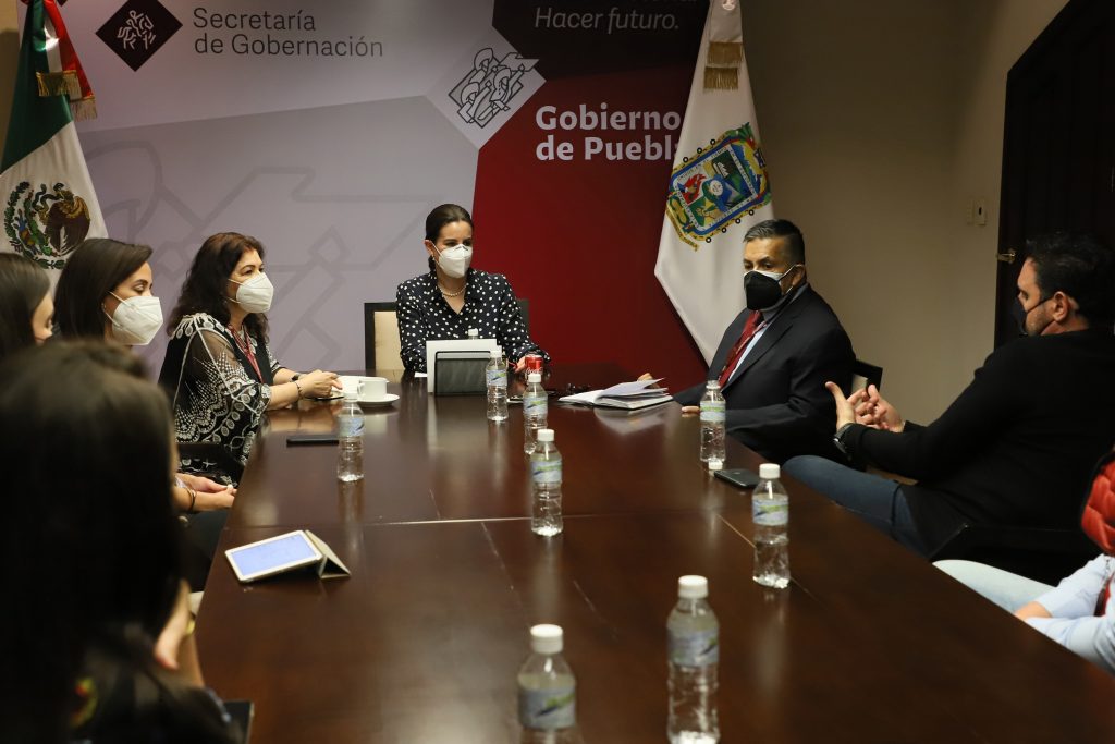 Dialogan SEGOB y PC con representantes  de la industria de banquetes
