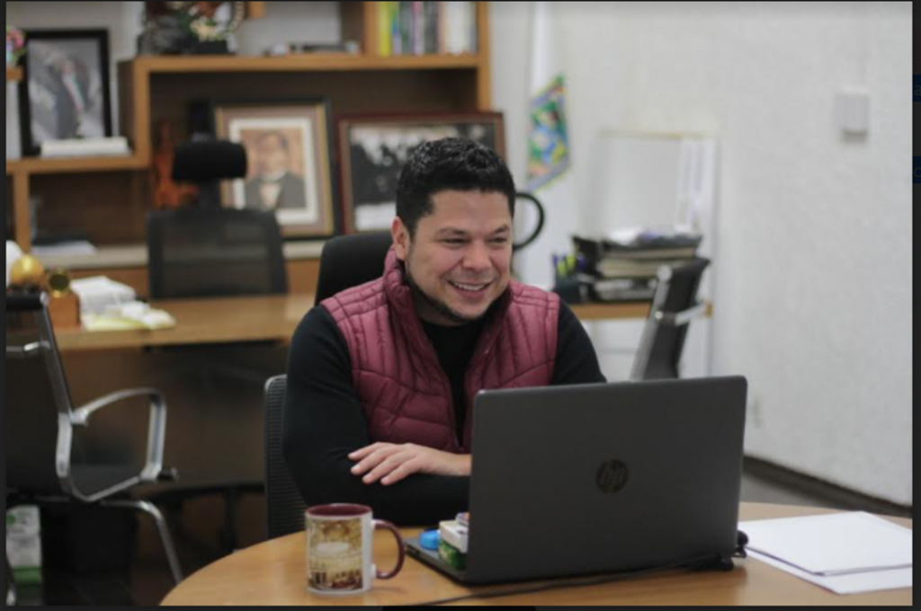 Biestro Medinilla quiere heredarle a Nora Escamilla la presidencia del Congreso local