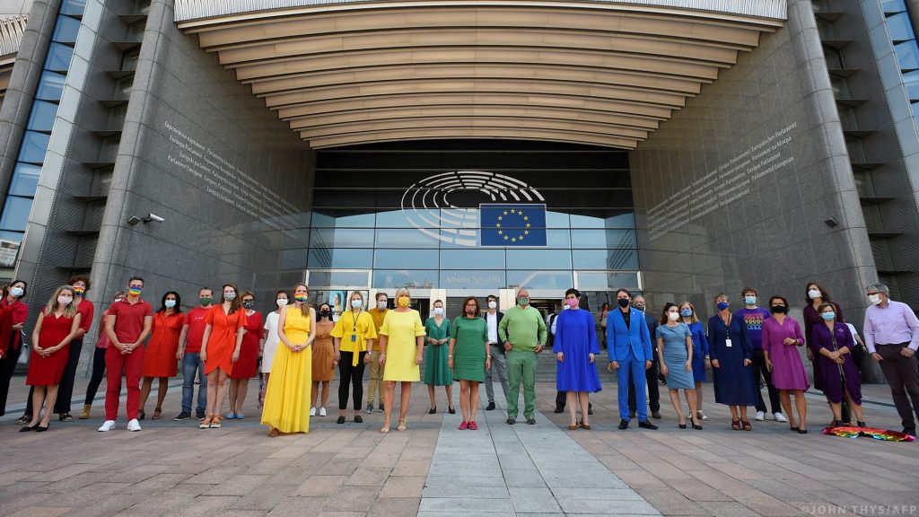 El Parlamento declara la Unión Europea «zona de libertad para las personas LGBTIQ»