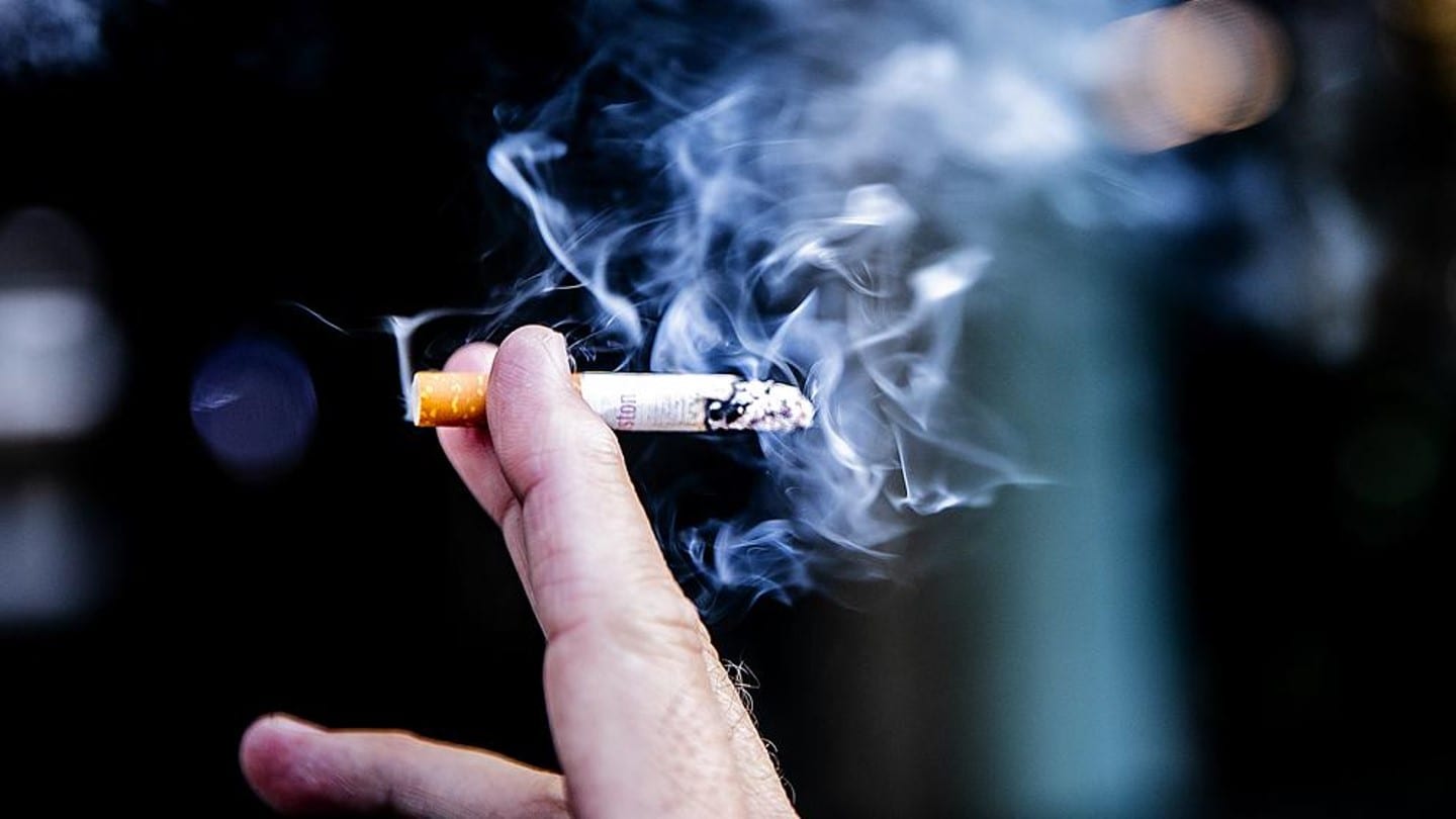 Regulación sí, prohibición no: 80% de los mexicanos sí quiere alternativas a los cigarros