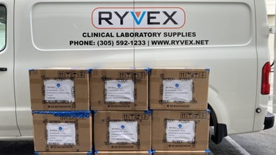 Ryvex y SD Biosensor donan kits de antígenos para COVID-19 aprobados por la OMS a Barbados y países de la OECO