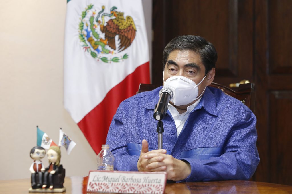 Gobierno del estado ha mantenido una estrategia firme y clara contra Covid-19, subrayó Miguel Barbosa