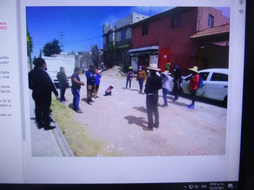 Sin agua en muchas colonias de la junta auxiliar de Francisco Totimehuacán